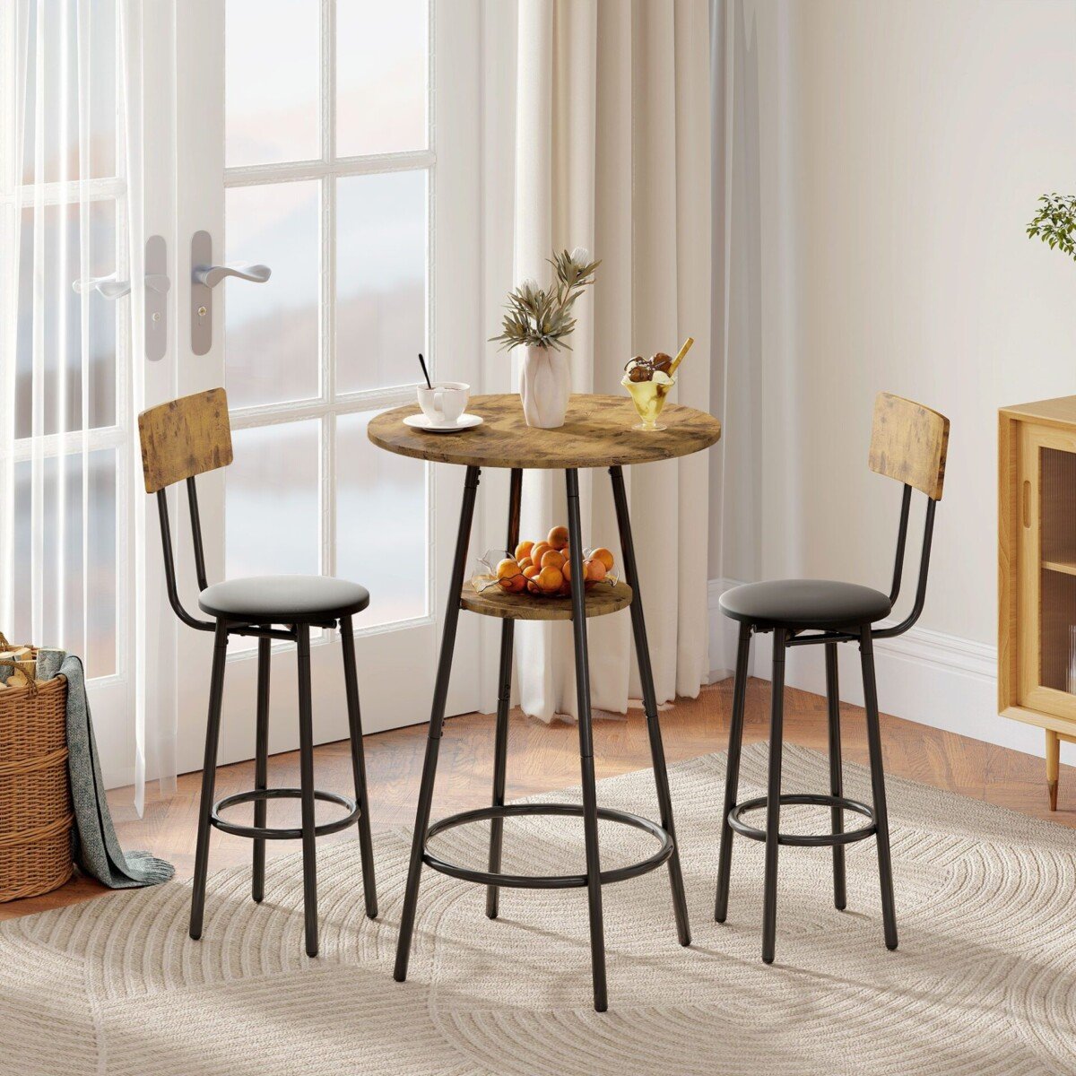 3 dalių baro stalo komplektas su paminkštintomis kėdėmis ir lentyna