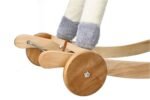 Auksinis supamasis vienaragis su ratais