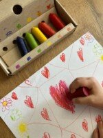Ekologiškos bičių vaško kreidelės jauniesiems – 6 vnt.