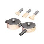 Medinė virtuvė Amelija su priedais