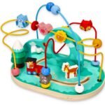 Medinis miško karoliukų labirintas