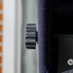 sodo sūpynės su reguliuojamu stogeliu