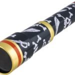 Pirato teleskopas su kaukole