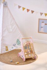 Rožinis medinis stūmikas