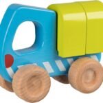 Sunkvežimis su kaladėlėmis