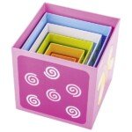 Susibelle puodelių piramidė