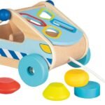 Traukiamas automobilis su rūšiuokliu