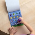 Violetinio vienaragio antspaudėlių ir lipdukų rinkinys