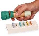 Žibintuvėlis su skaidrių projektoriumi