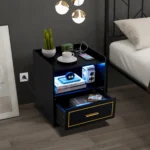 Naktinis staliukas su LED apšvietimu ir USB-C įkrovimo stotele (Juoda)