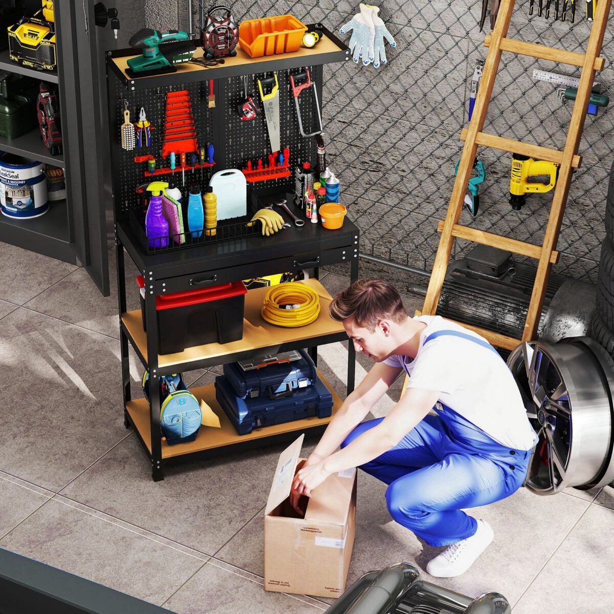 Darbastalis su perforuota sienele ir integruotomis laikymo vietomis