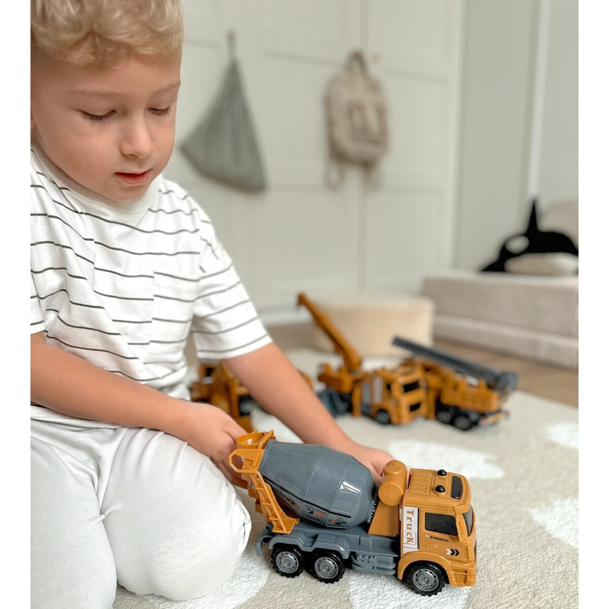 6 dalių didelių statybinių mašinų rinkinys – Paveikslėlis 12