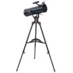 Astronominis veidrodinis teleskopas su 114 mm objektyvu ir dviem okuliarais