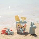 Bioplastikinis smėlio žaislų rinkinys su kibirėliu ir laistytuvu