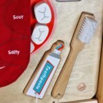 Burnos higienos ir skonių jutiminė lentelė Montessori – Paveikslėlis 15