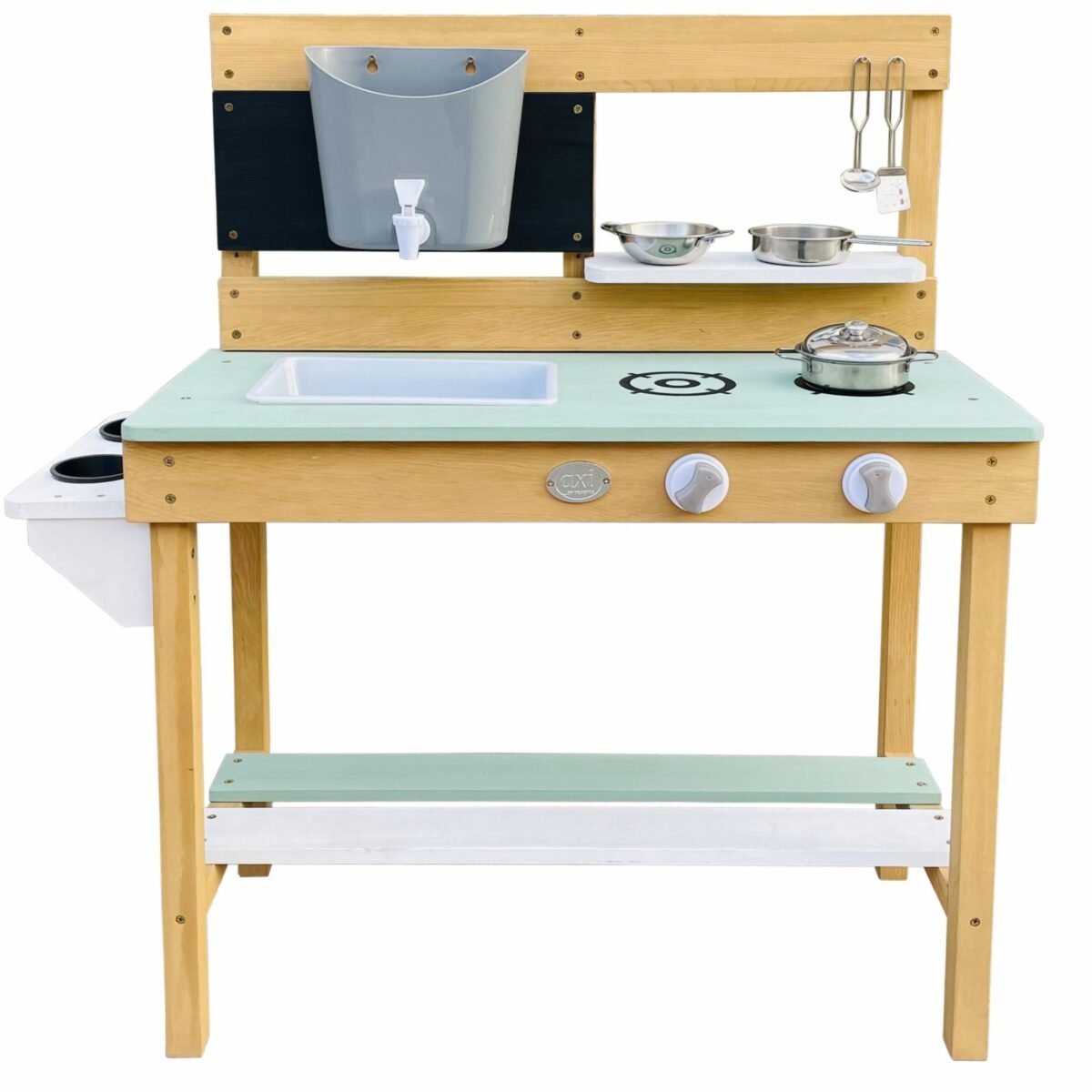 Didelė medinė virtuvėlė su vandens ir smėlio zona – Paveikslėlis 2