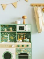 Didelė medinė virtuvėlė vaikams su indaplove ir rašymo lenta – Paveikslėlis 2