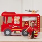 Didelis medinis gaisrinis automobilis – ugniagesių žaidimų centras su priedais – Paveikslėlis 15