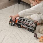 Dinozaurų sunkvežimis su figūrėlėmis, garsais ir šviesomis – Paveikslėlis 6