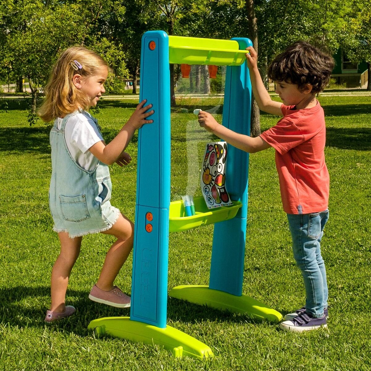 Dvipusė permatoma piešimo lenta su žymekliais ir trafaretais – Paveikslėlis 8