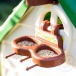 Eco sodo namelis su rusiavimo sistema pauksciu lesyklele ir saules baterijos imitacija 17