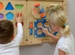 Edukacinė sieninė lenta magnetizmo tyrinėjimui