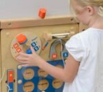 Edukacinė sieninė lenta magnetizmo tyrinėjimui