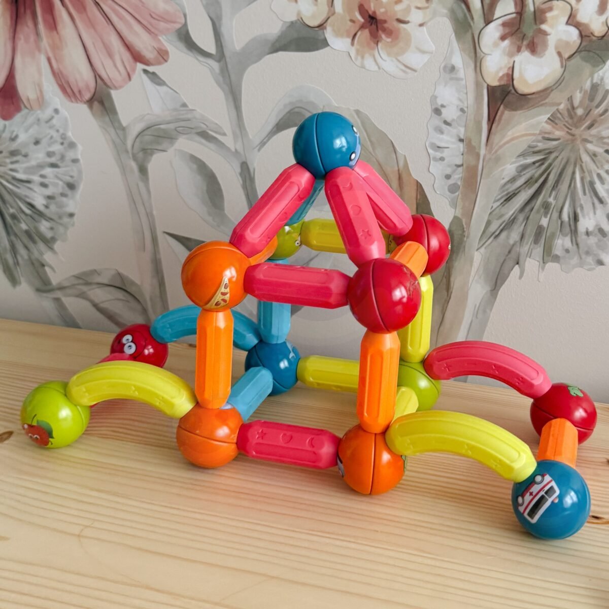 Edukacinės magnetinės konstravimo kaladėlės 128 dalių – Paveikslėlis 3