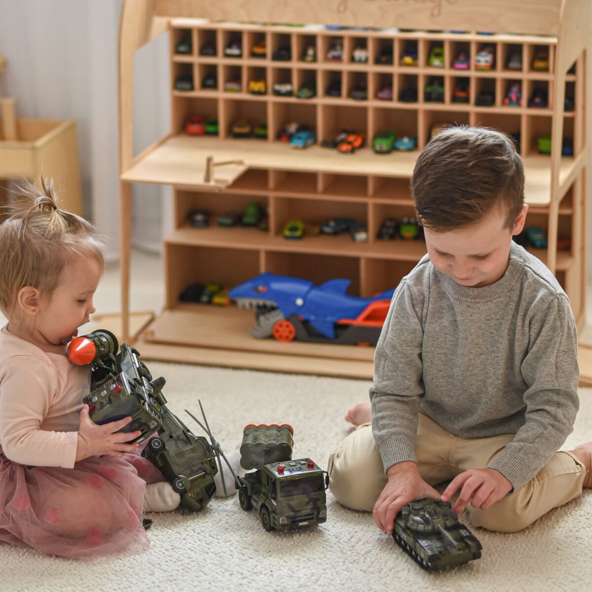 Karinės mašinėlės su raketų paleidimo sunkvežimiais, 4 dalių – Paveikslėlis 11