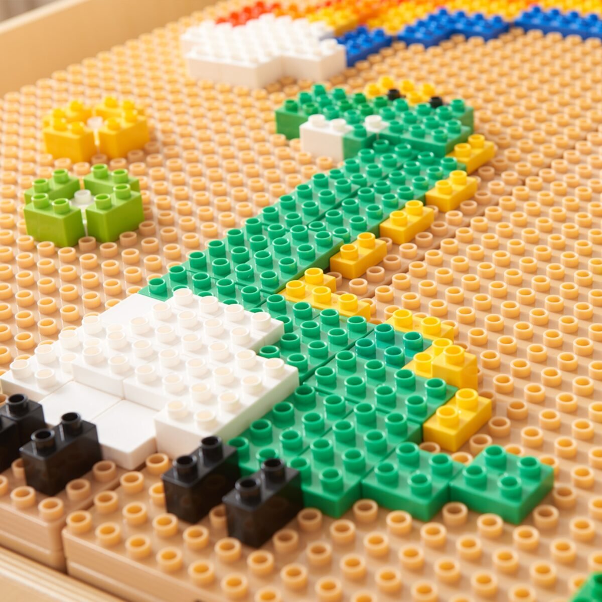 Konstravimo kaladėlių STEAM rinkinys su 4 tvirtinimo plokštelėmis, 135 detalės – Paveikslėlis 7