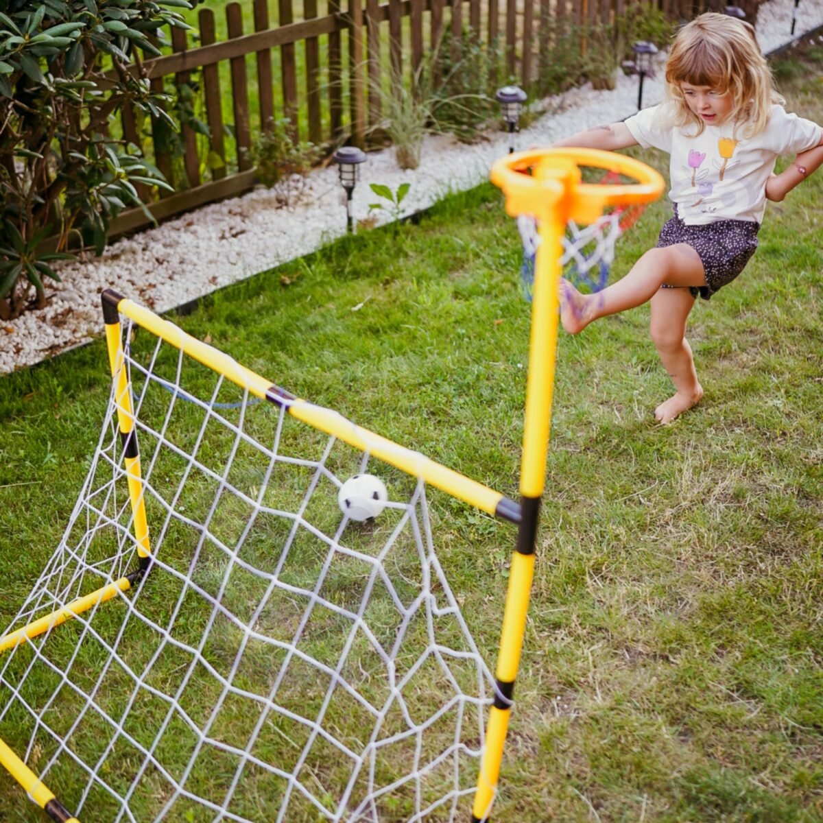 Krepšinio ir futbolo 2in1 rinkinys su kamuoliais ir pompa – Paveikslėlis 2