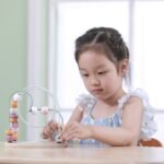 Lavinamasis medinis karoliukų labirintas su gyvūnėliais – Paveikslėlis 2