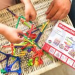 Magnetinis konstruktorius su instrukcija, 110 dalių