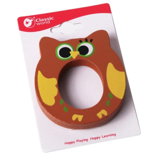 Medinė abėcėlės raidė O su gyvūnėliais