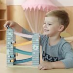 Medinė automobiliukų nusileidimo trasa su keturiomis mašinėlėmis – Paveikslėlis 13