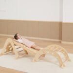 Medinė dvipusė čiuožykla su laipiojimo sienele – Paveikslėlis 3