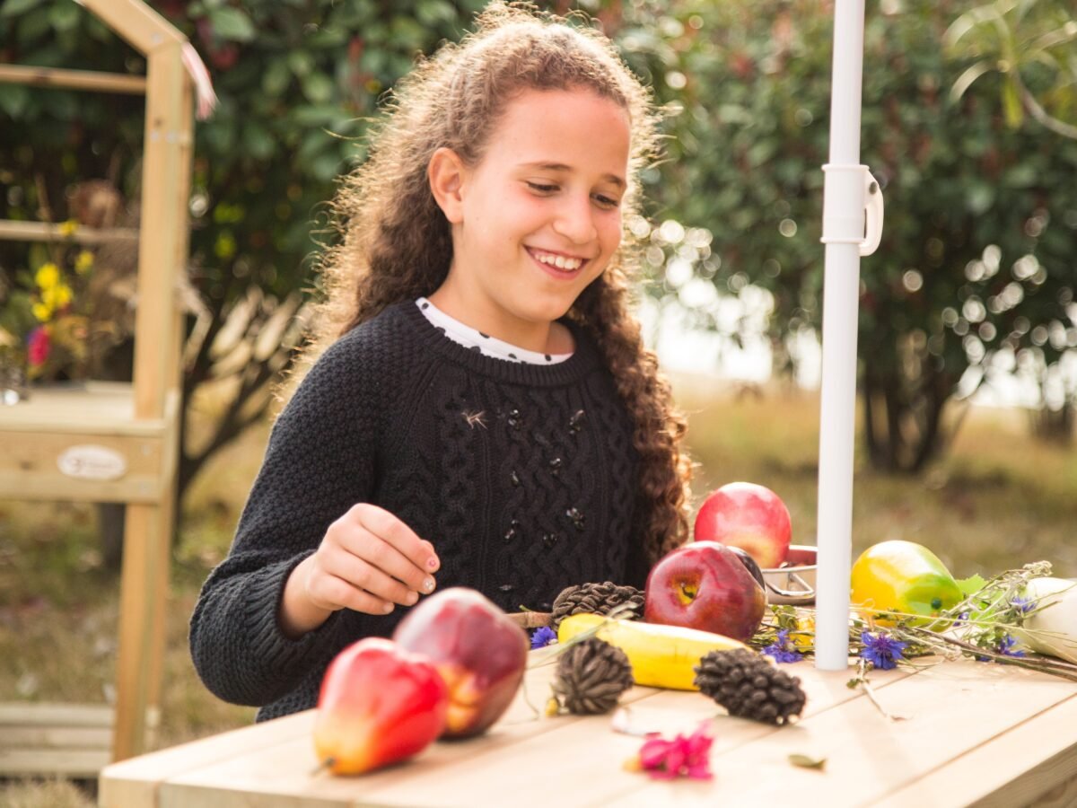 Medinė lauko virtuvėlė su stogeliu ir priedais – Paveikslėlis 5