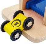 Medinė spalvota mašinėlių trasa su čiuožykla – Paveikslėlis 11