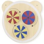 Medinė spalvų ir iliuzijų lenta su besisukančiais ratukais