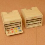 Medinė spintelė trims edukacinėms lentelėms – Paveikslėlis 5