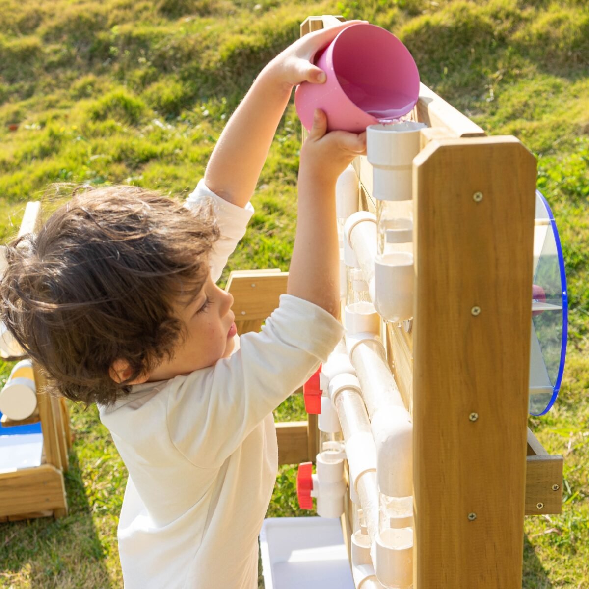 Medinė žaidimų sienelė vandeniui ir smėliui – Paveikslėlis 7