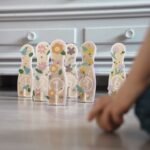 Mediniai kėgliai vaikams, gėlių formos, su kamuoliu – Paveikslėlis 4