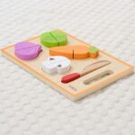 Medinis Montessori darzoviu pjaustymo rinkinys su lipukais 1