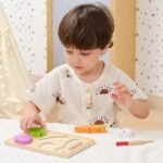 Medinis Montessori darzoviu pjaustymo rinkinys su lipukais 2