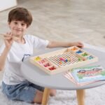 Medinis Montessori žaidimas spalvų ir raštų derinimui su įrankiais