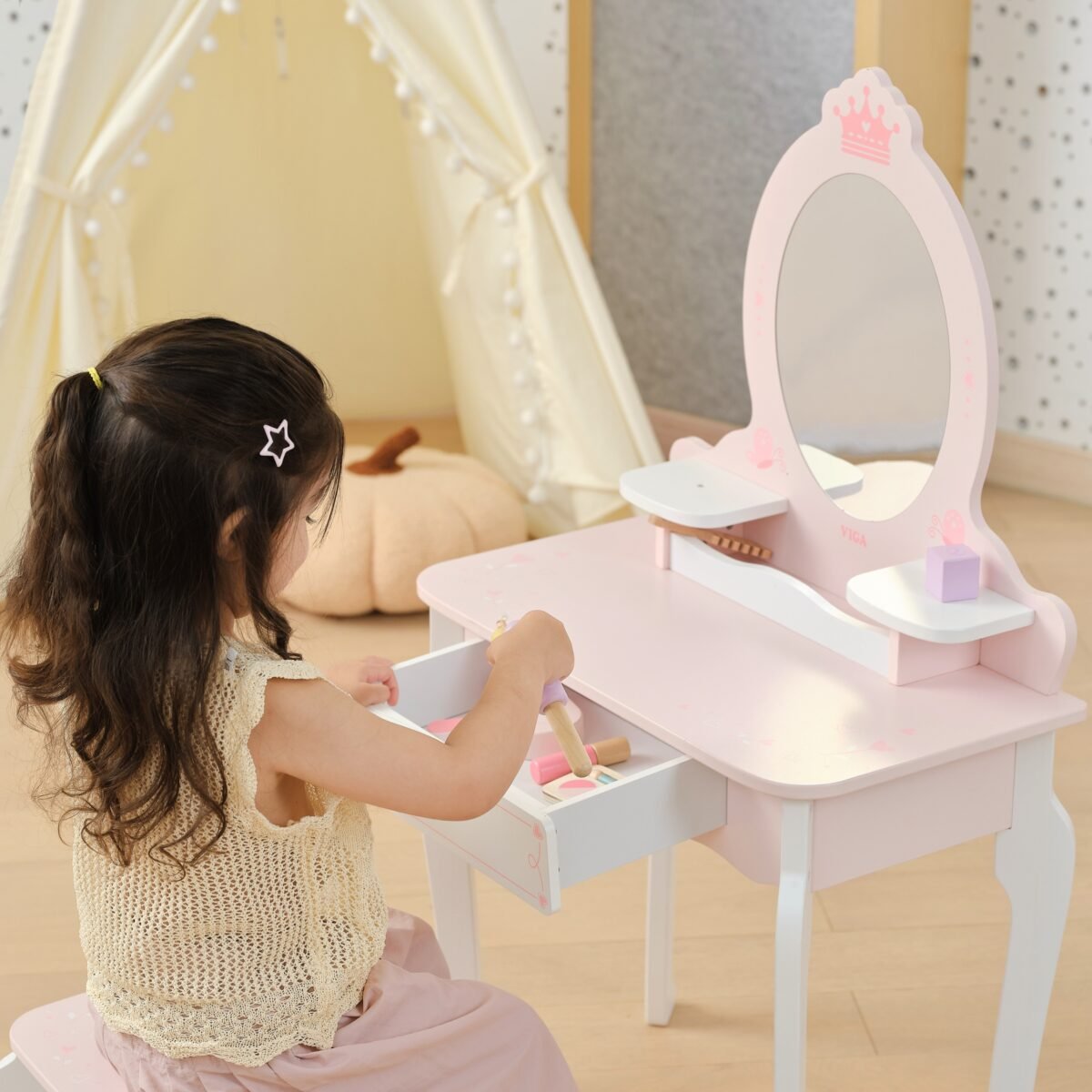 Medinis baltai rožinis tualetinis staliukas su veidrodžiu ir kėdute – Paveikslėlis 3