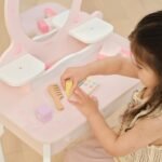 Medinis baltai rožinis tualetinis staliukas su veidrodžiu ir kėdute – Paveikslėlis 7