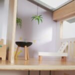 Medinis dviaukštis lėlių namelis su figūrėlėmis, baldais ir stalčiumi – Paveikslėlis 8