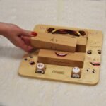 Medinis emocijų ugdymo žaidimas su keičiamais veidukais – Paveikslėlis 10