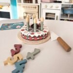 žvakutėmis ir pjaunamomis dalimis